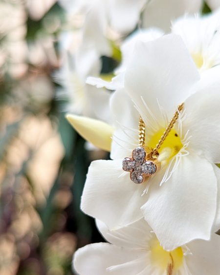 Cross diamond pendant with chain