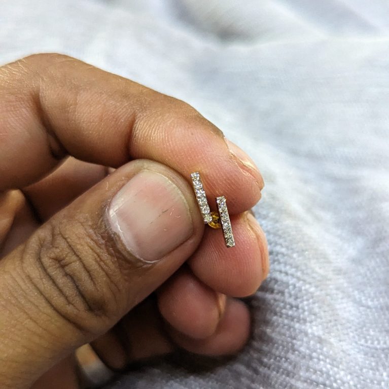 Diamond stick earring