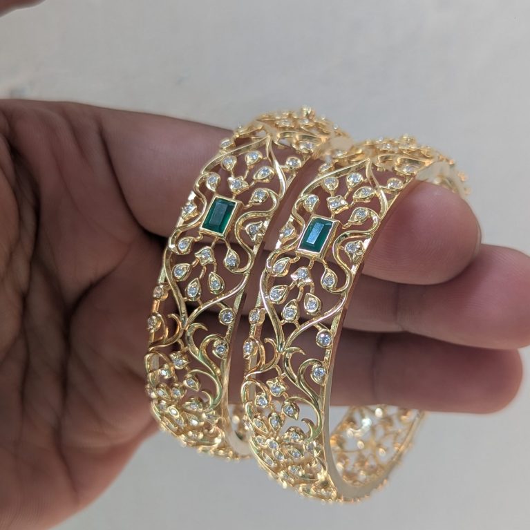 Open Close Diamond Kada Bangle